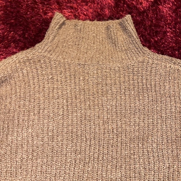 Urban heritage dusty rose ribbed knit turtle neck cropped long Sleeve sweater L - Picture 9 of 12